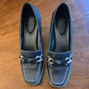 COMFORT NAVY PUMP 7
